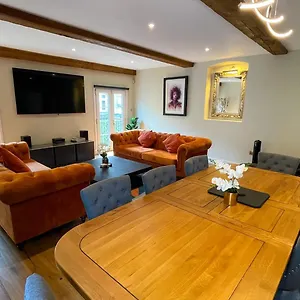  Holiday home The Coach House - An Exeptional 3 Story House In The Heart Of The Lanes With Secure Private Parking United Kingdom