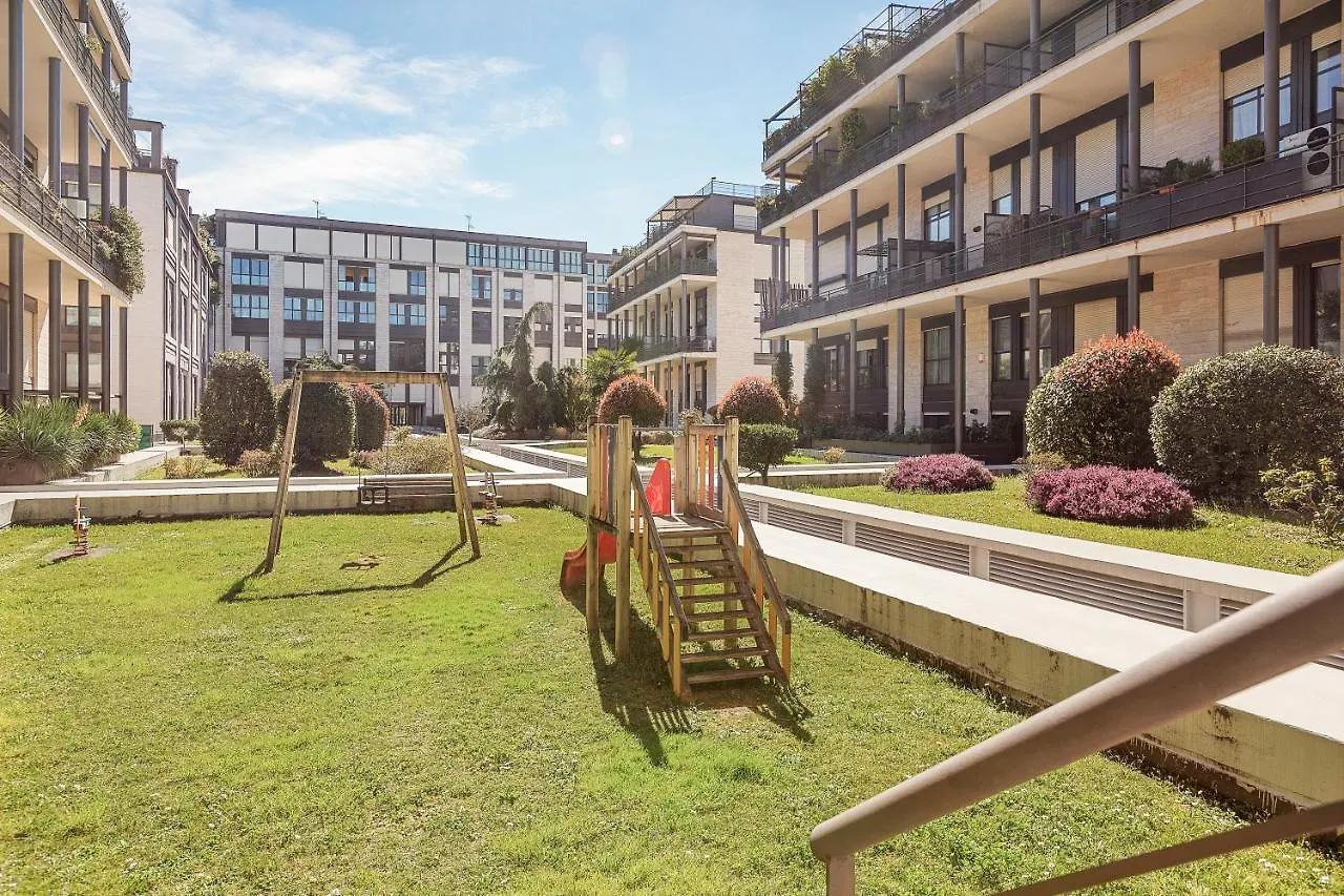 Elegant Loft With Balcony! Apartment Milan Italy