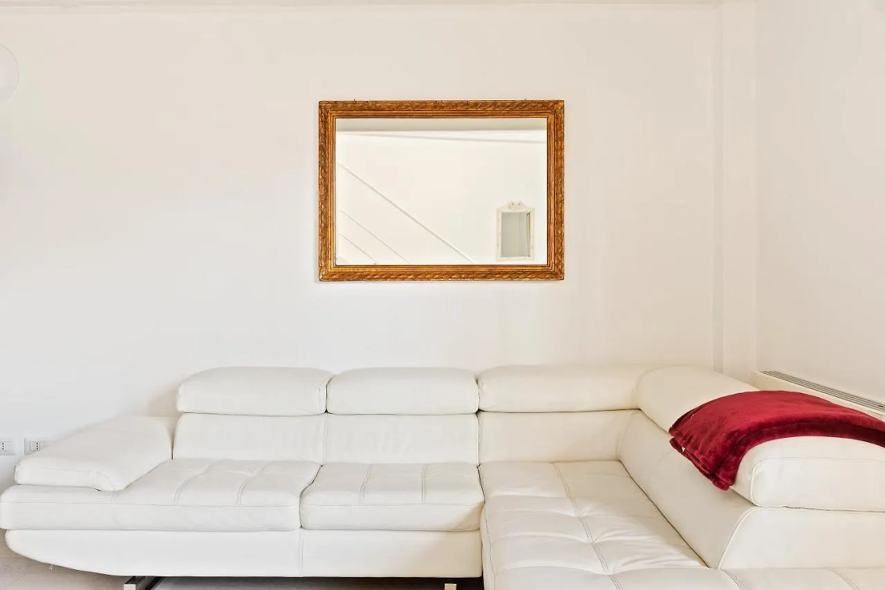 Elegant Loft With Balcony! Apartment Milan